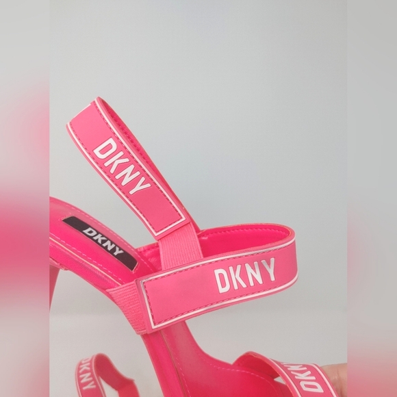 DKNY Pink Logo Slingbacks Size 9 - Picture 8 of 15